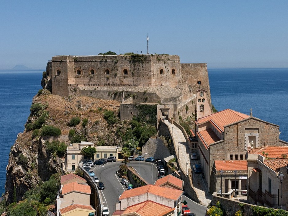 Castello-Ruffo-di-Scilla