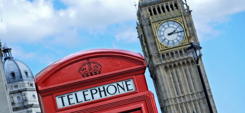London - telephone box