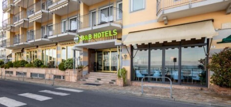 B&B Hotel Diano Marina Palace. Imperia e dintorni