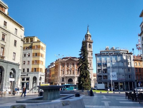 Varese- Piazza Monte Grappa